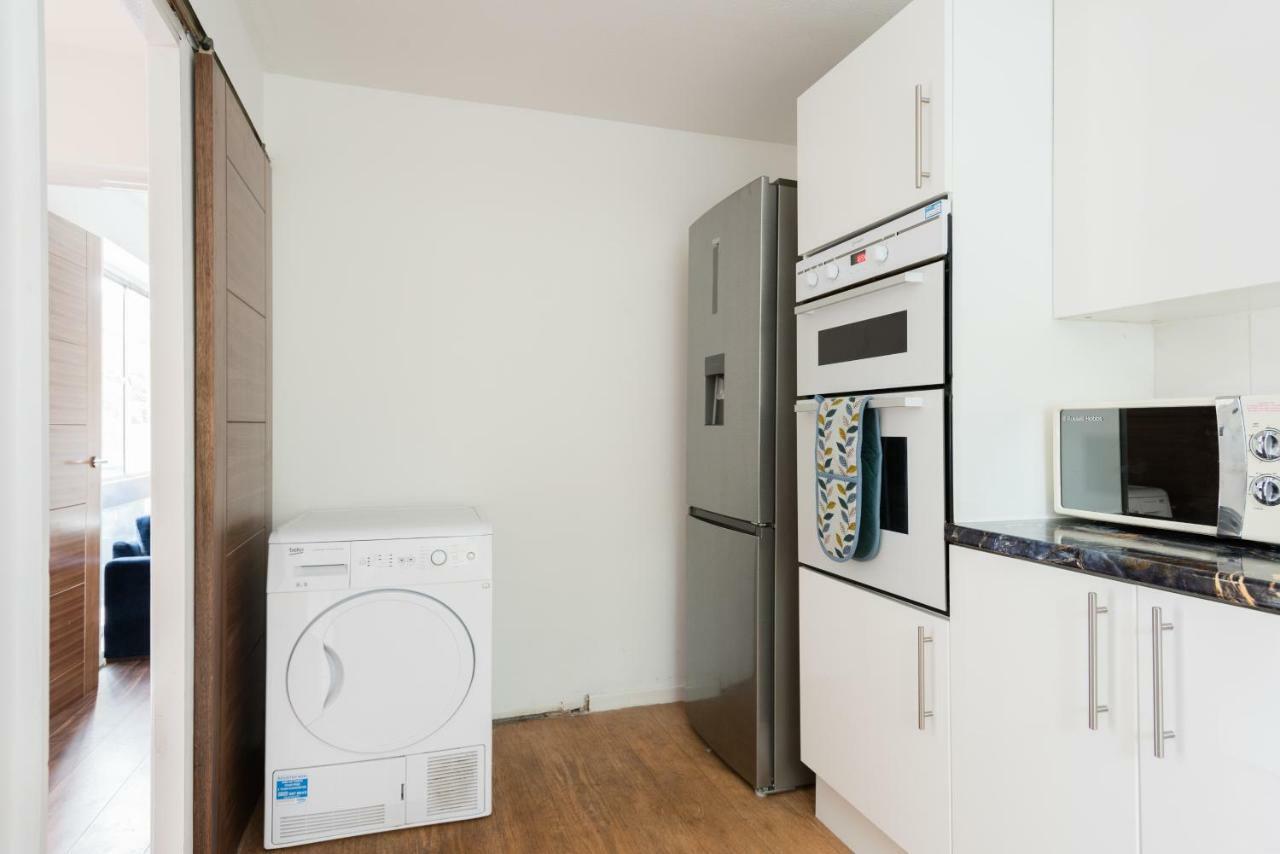 Apartamento The Century Chalet - Contemporary 2Bdr Townhouse With Parking Oxford Exterior foto