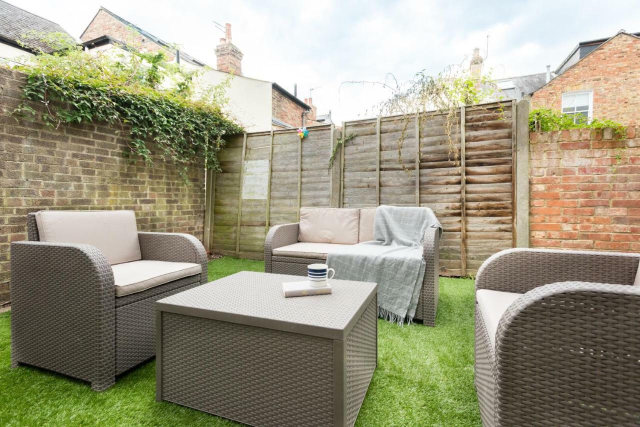 Apartamento The Century Chalet - Contemporary 2Bdr Townhouse With Parking Oxford Exterior foto